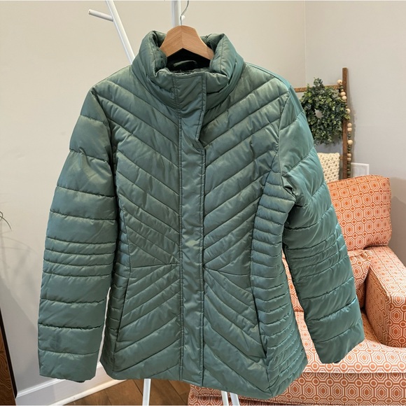 Lands End winter coat Women’s size Medium - Picture 1 of 6